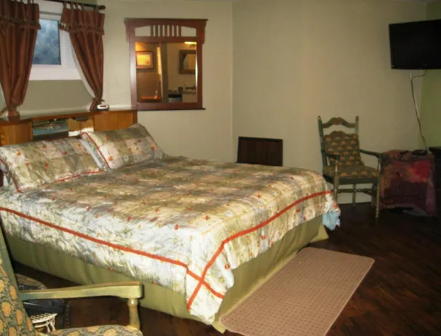 Heartwood Inn hotel detail image 3