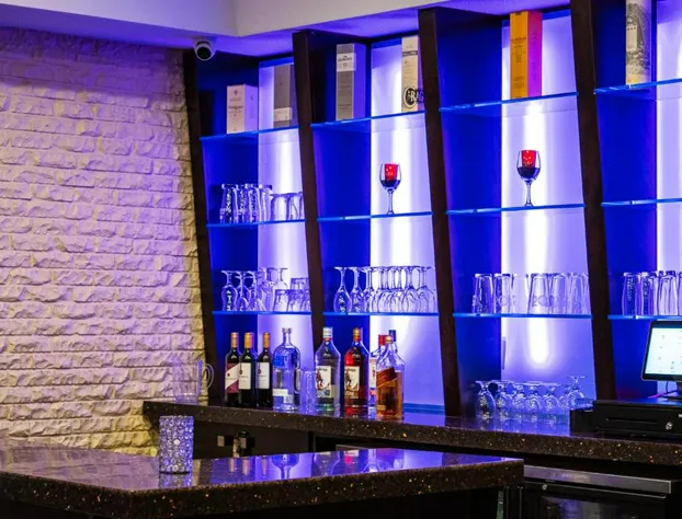 Rodd Royalty hotel detail image 2