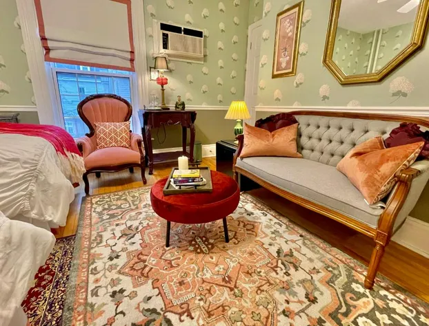 Charlotte's Rose Inn hotel detail image 3