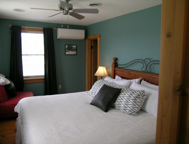 Emilyville Inn hotel detail image 3