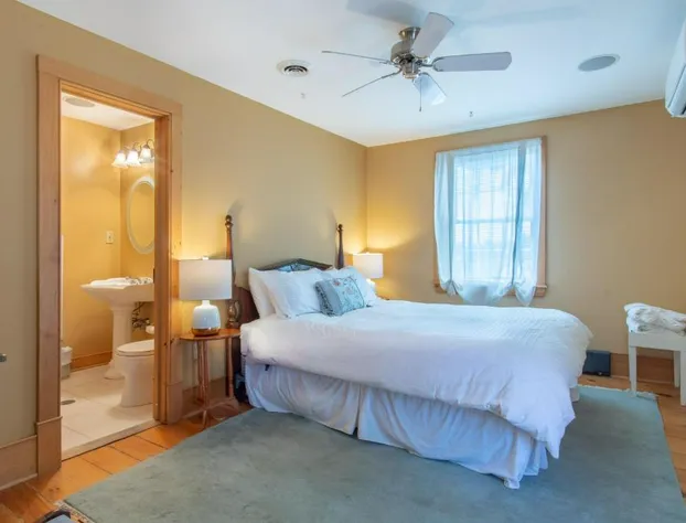 Emilyville Inn hotel detail image 3