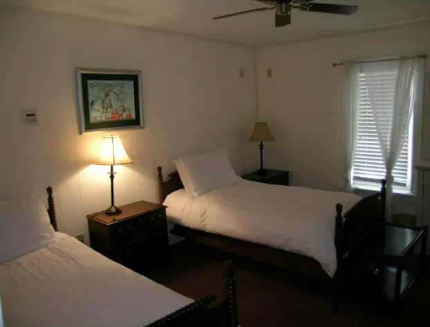 Emilyville Inn hotel detail image 4