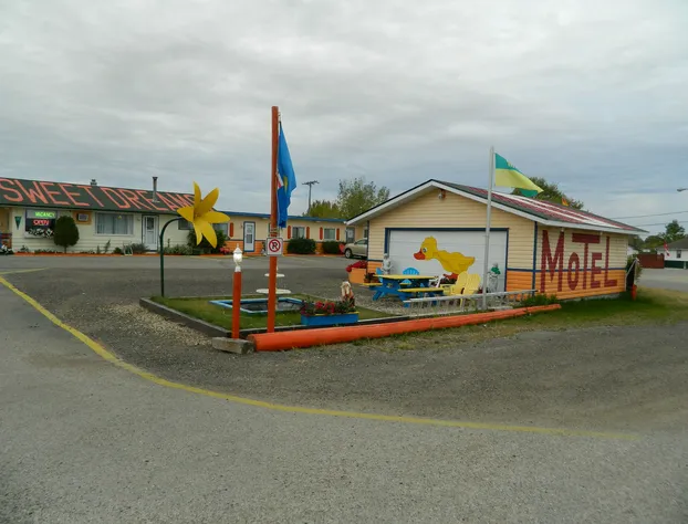 Sweet Dreams Motel hotel detail image 1