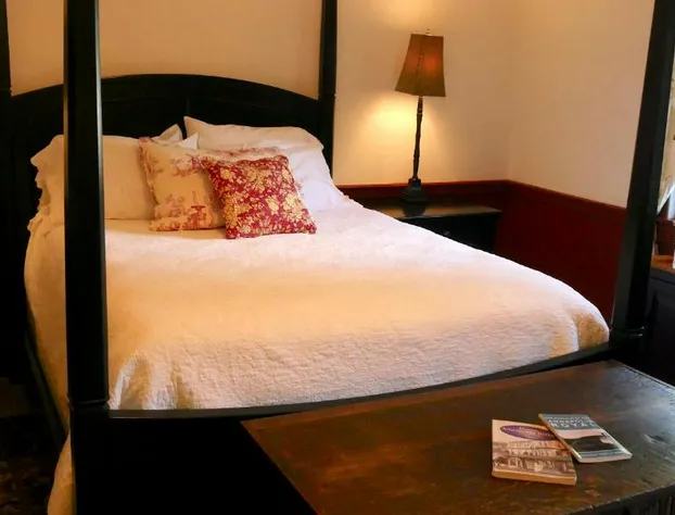 Bailey House Inn hotel detail image 4