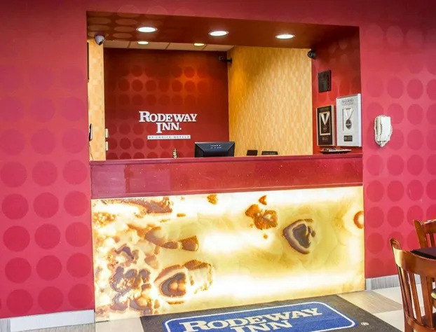 Rodeway Inn Macarthur Airport hotel detail image 2