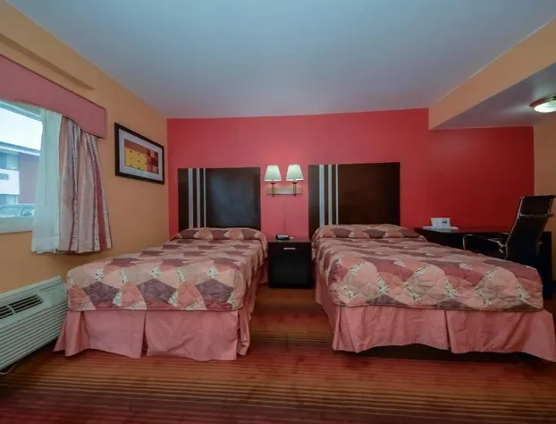 Rodeway Inn Macarthur Airport hotel detail image 4