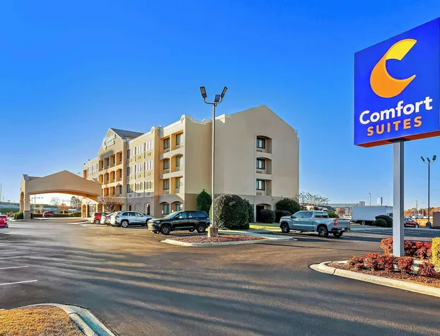 Comfort Suites Lumberton North hotel detail image 2