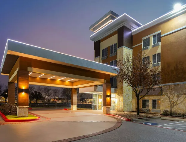 La Quinta Inn & Suites by Wyndham Austin - Cedar Park hotel detail image 2