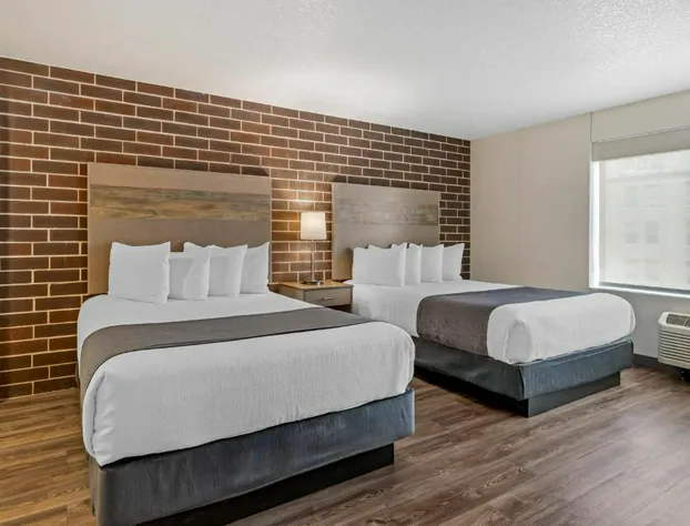 Executive Residency By Best Western Waterloo & Cedar Falls hotel detail image 3