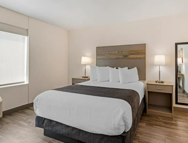 Executive Residency By Best Western Waterloo & Cedar Falls hotel detail image 4