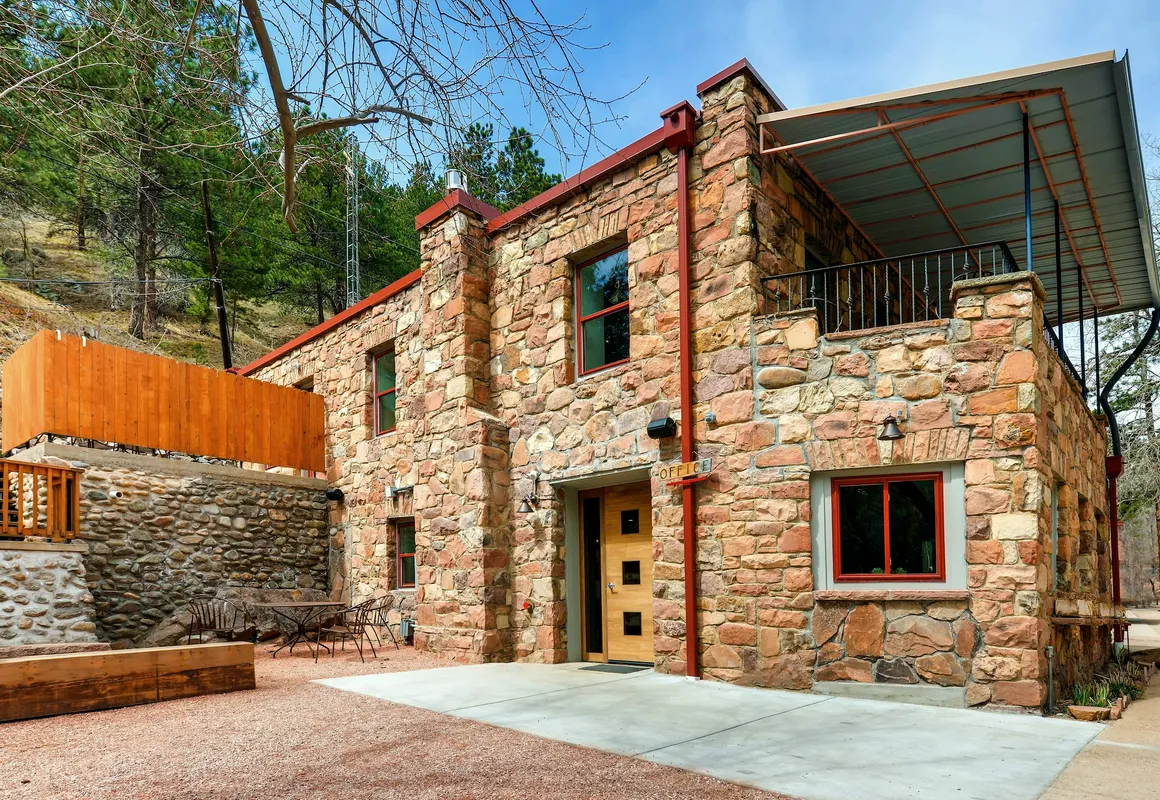 A-Lodge Boulder hotel hero