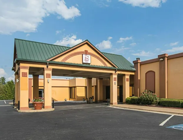 Red Roof Inn Forsyth hotel detail image 2