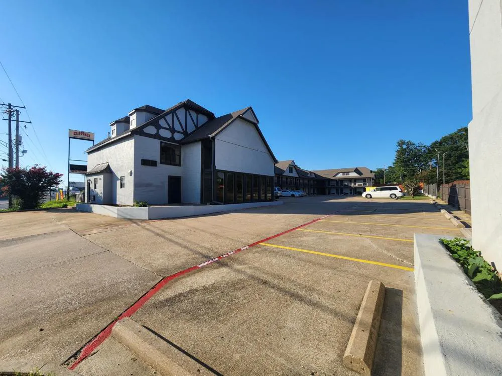 Americas Best Value Inn Longview hotel hero