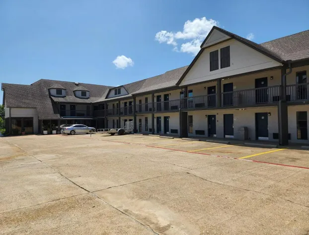 Americas Best Value Inn Longview hotel detail image 1