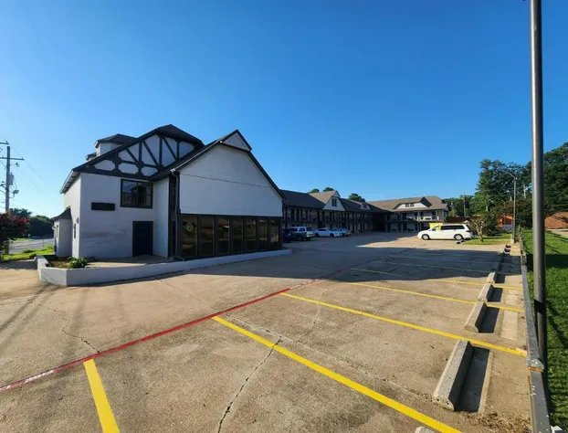 Americas Best Value Inn Longview hotel detail image 4