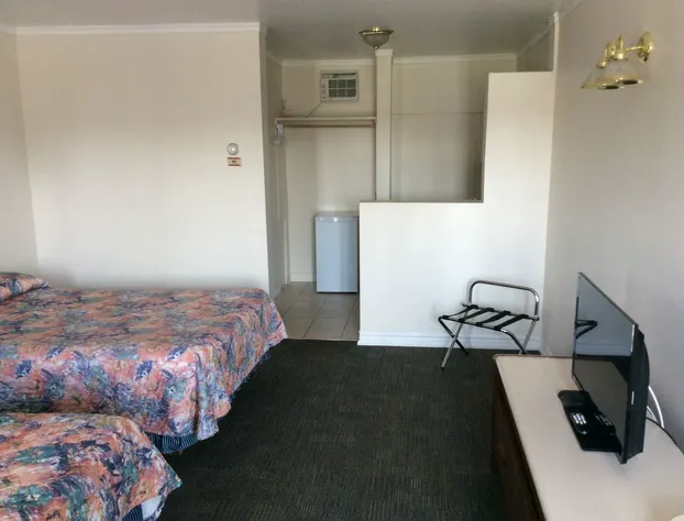 Embassy Motel hotel detail image 1