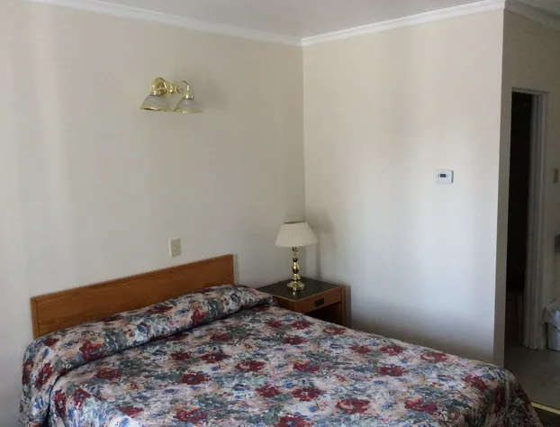 Embassy Motel hotel detail image 3