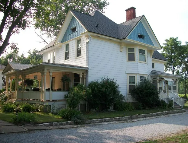 Green Oaks Bed and Breakfast hotel detail image 1