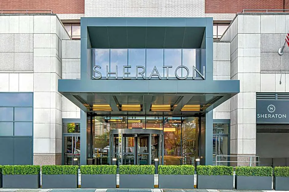 Sheraton LaGuardia East Hotel hotel hero