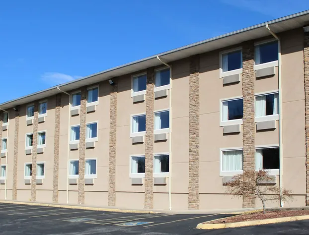 Suburban Studios Branson On The Strip hotel detail image 2