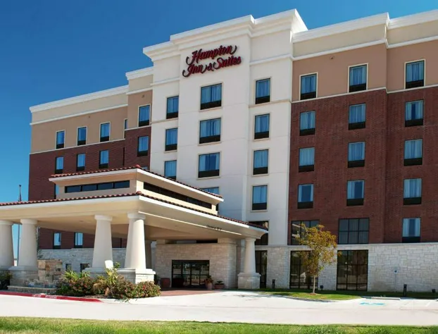 Hampton Inn & Suites Dallas/Lewisville-Vista Ridge Mall, TX hotel detail image 2
