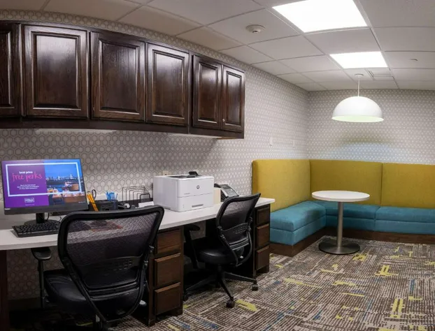 Hampton Inn & Suites Dallas/Lewisville-Vista Ridge Mall, TX hotel detail image 4