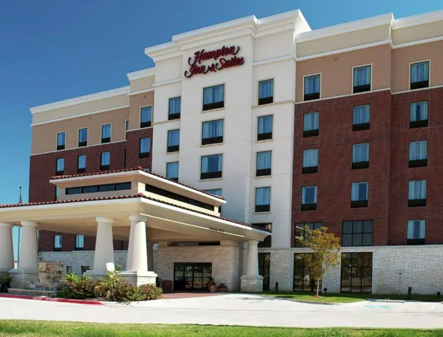 Hampton Inn & Suites Dallas/Lewisville-Vista Ridge Mall, TX hotel detail image 2
