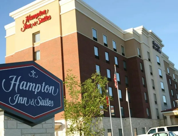 Hampton Inn & Suites Dallas/Lewisville-Vista Ridge Mall, TX hotel detail image 3