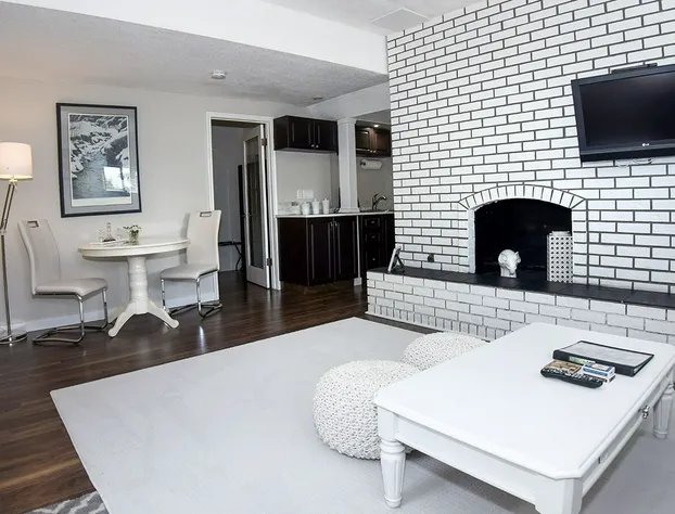 A Touch of English Bed & Breakfast hotel detail image 2