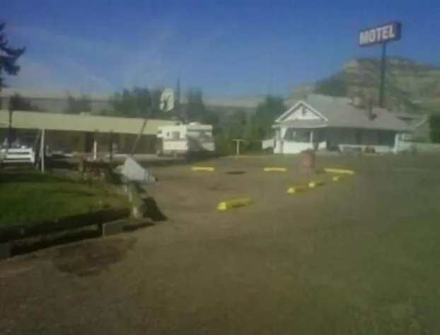 Riverside Motel hotel detail image 3