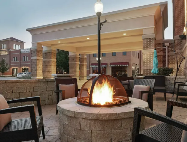 Hampton Inn & Suites Mishawaka/South Bend at Heritage Square hotel detail image 3