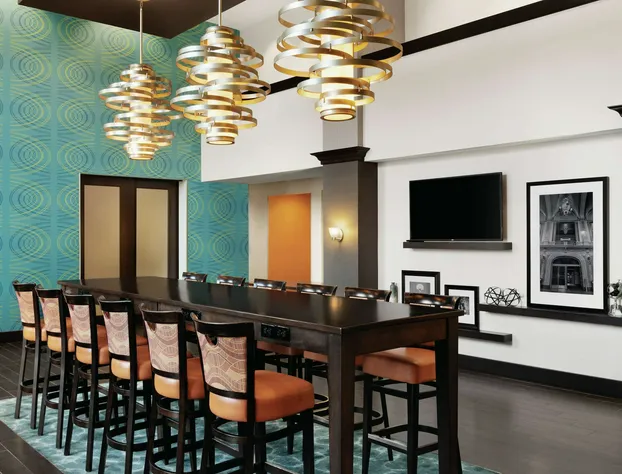 Hampton Inn & Suites Mishawaka/South Bend at Heritage Square hotel detail image 4