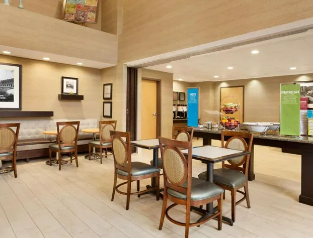 Hampton Inn & Suites Birmingham East Irondale hotel detail image 4