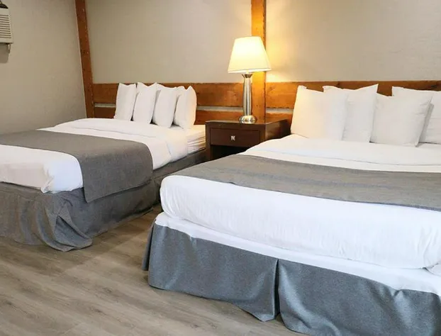 Algonquin Lakeside Inn hotel detail image 4