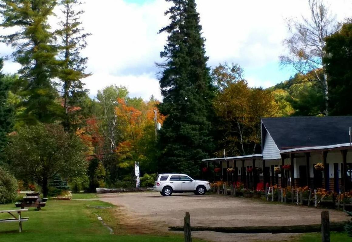 Dwight Riverside Inn hotel hero