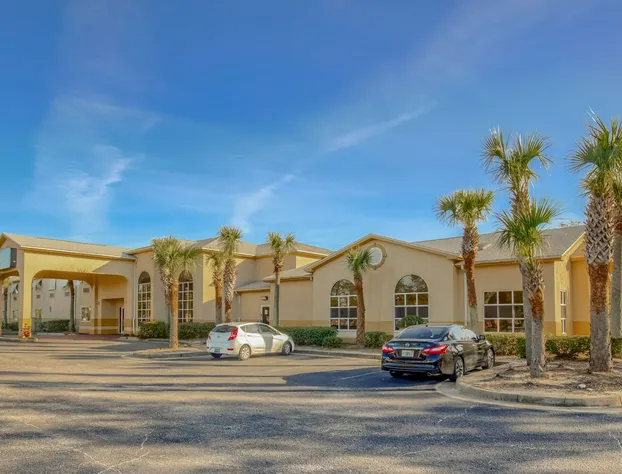 Quality Inn Gulf Shores Airport hotel detail image 3