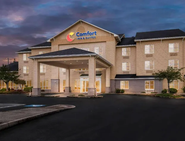 Comfort Inn & Suites Creswell hotel detail image 3