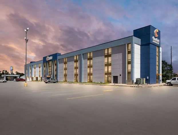 Comfort Inn & Suites Evansville Airport hotel detail image 1