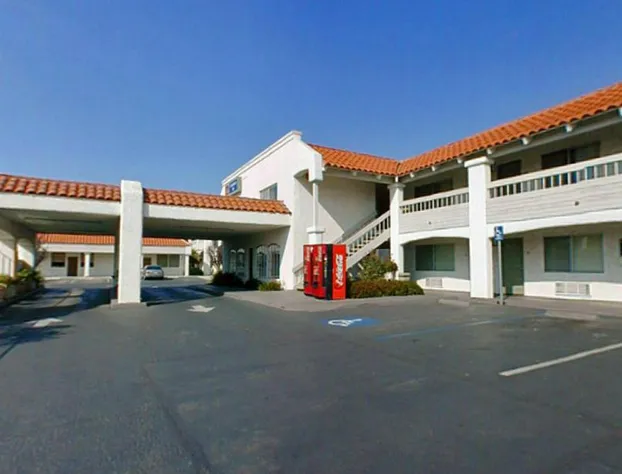 SureStay Hotel by Best Western Camarillo hotel detail image 3