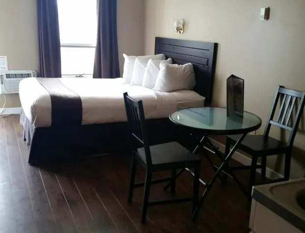 Chinook Country Inn hotel detail image 3