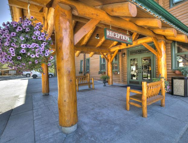 Overlander Mountain Lodge hotel detail image 1