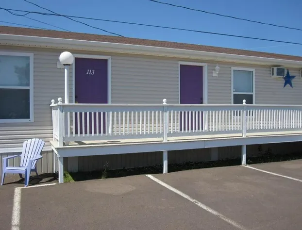 Gaudet Chalets & Motel hotel detail image 2