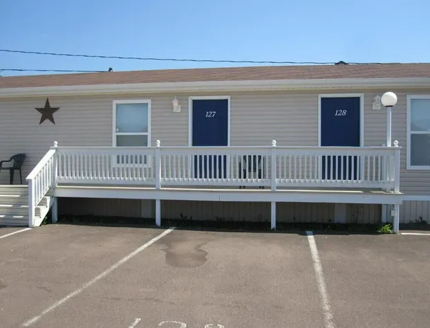 Gaudet Chalets & Motel hotel detail image 3