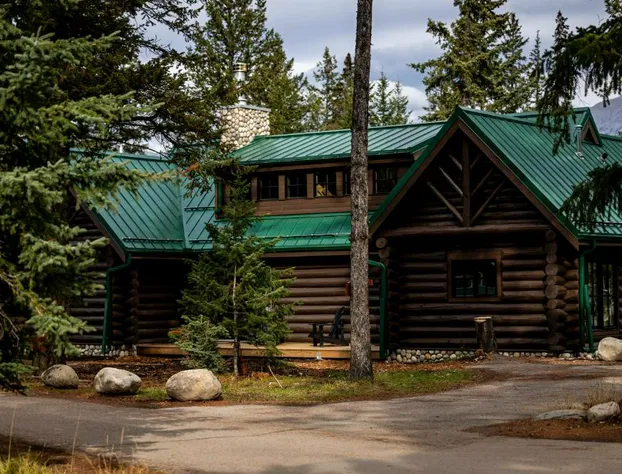 Pine Bungalows hotel detail image 3