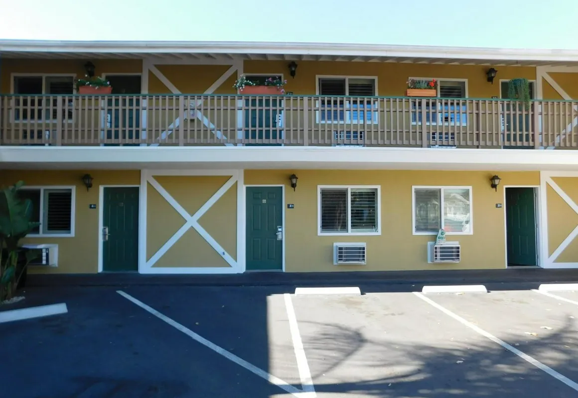 Seaside Inn Morro Bay hotel hero