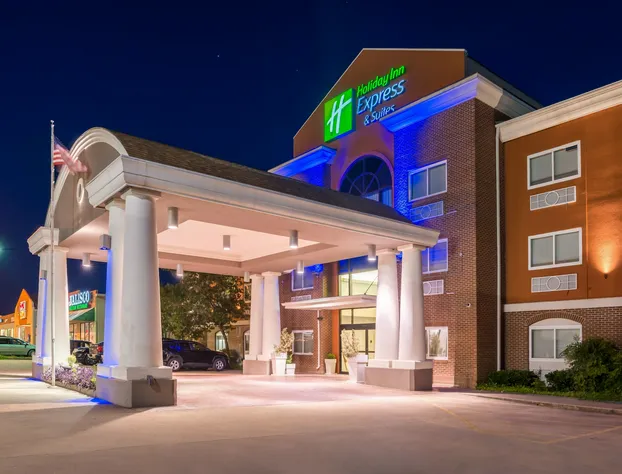 Holiday Inn Express Hotel & Suites Elgin by IHG hotel detail image 3