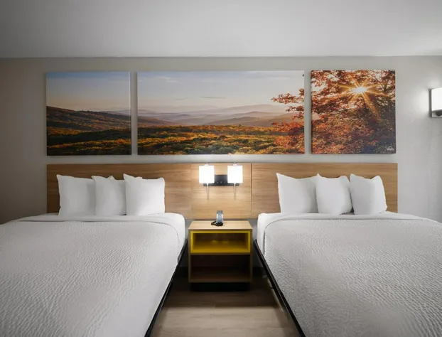 Days Inn by Wyndham Montgomery I-85 hotel detail image 4