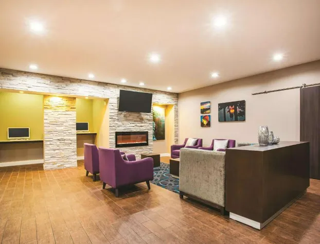 La Quinta Inn & Suites by Wyndham Russellville hotel detail image 4