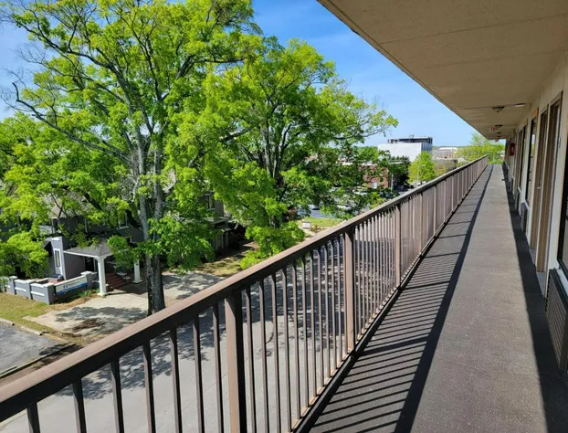 Studio 9 Inn & Suites hotel detail image 2