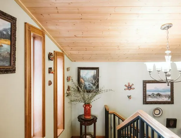 Maria's Creekside B&B hotel detail image 3